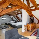 Knize Ferdinand Апартаменты Микулов
